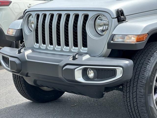 2023 Jeep Gladiator Overland 4x4