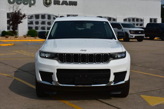 2023 Jeep Grand Cherokee L Laredo 4x4