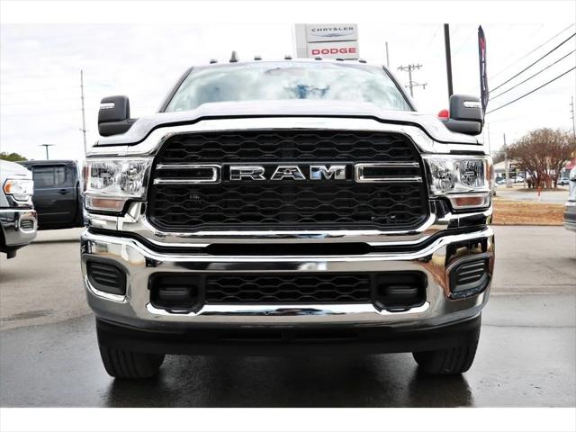 2024 RAM 2500 Tradesman Crew Cab 4x4 64 Box