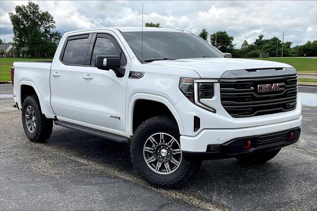 2024 GMC Sierra 1500 4WD Crew Cab Short Box AT4
