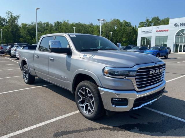 2025 RAM Ram 1500 RAM 1500 LARAMIE CREW CAB 4X4 64 BOX