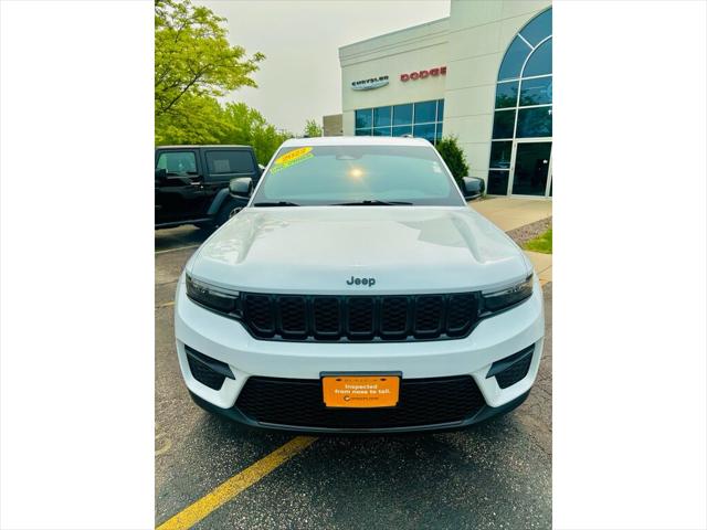 2022 Jeep Grand Cherokee Altitude 4x4