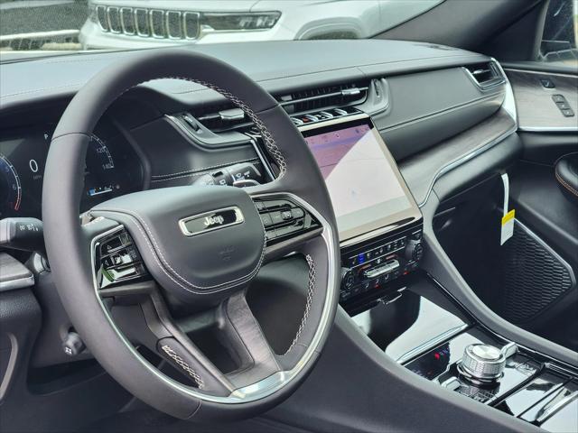 2025 Jeep Grand Cherokee L Overland 4x4