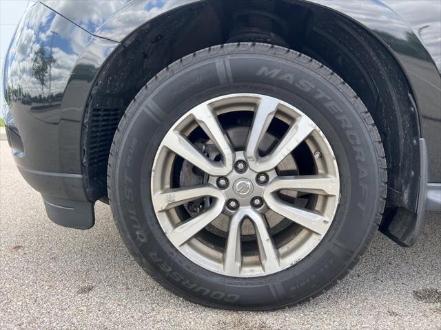 2015 Nissan Pathfinder S
