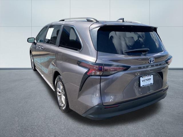 2024 Toyota Sienna XLE