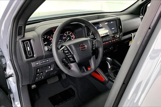 2025 Nissan Frontier Crew Cab PRO-4X 4x4
