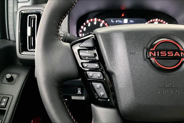 2025 Nissan Frontier Crew Cab PRO-4X 4x4