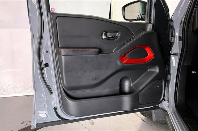 2025 Nissan Frontier Crew Cab PRO-4X 4x4