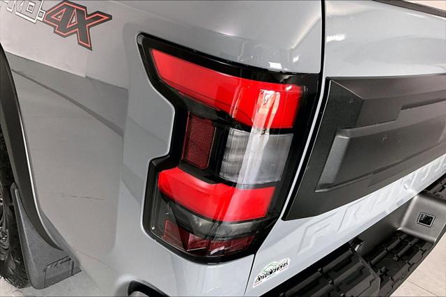 2025 Nissan Frontier Crew Cab PRO-4X 4x4