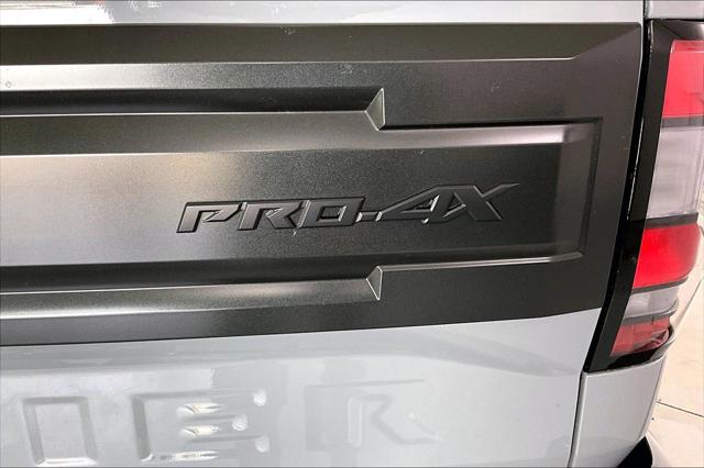 2025 Nissan Frontier Crew Cab PRO-4X 4x4