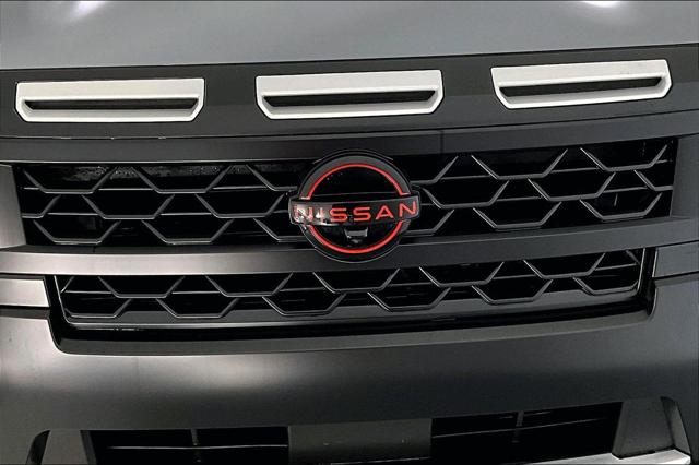 2025 Nissan Frontier Crew Cab PRO-4X 4x4