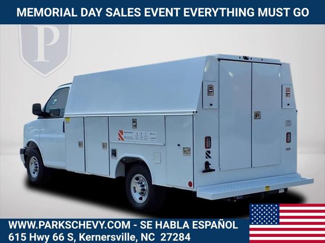 2025 Chevrolet Express Cutaway Work Van