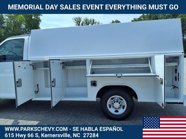 2025 Chevrolet Express Cutaway Work Van