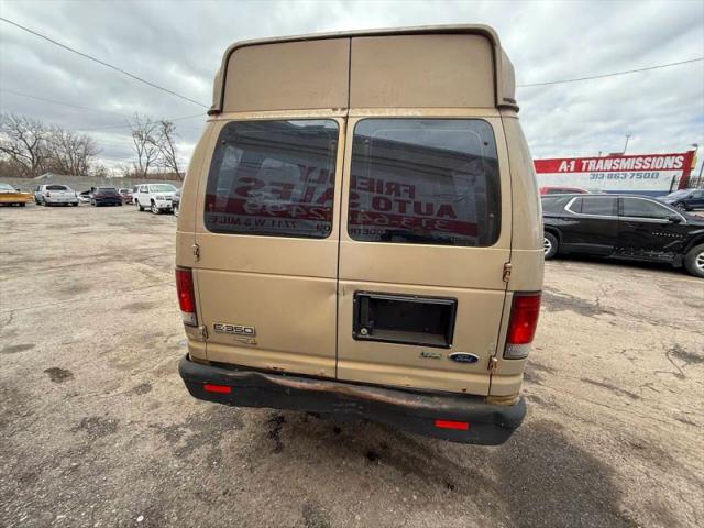 2009 Ford E-350 Super Duty XLT