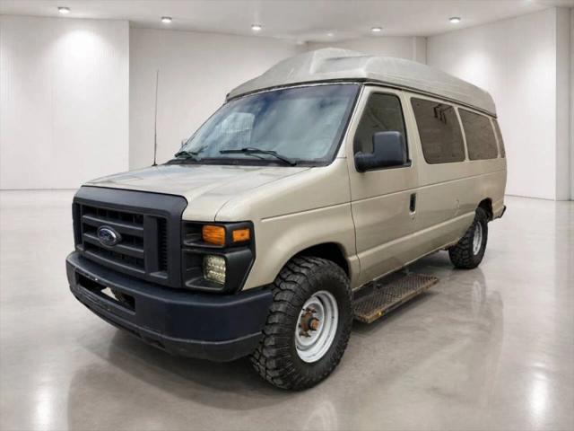 2009 Ford E-350 Super Duty XLT