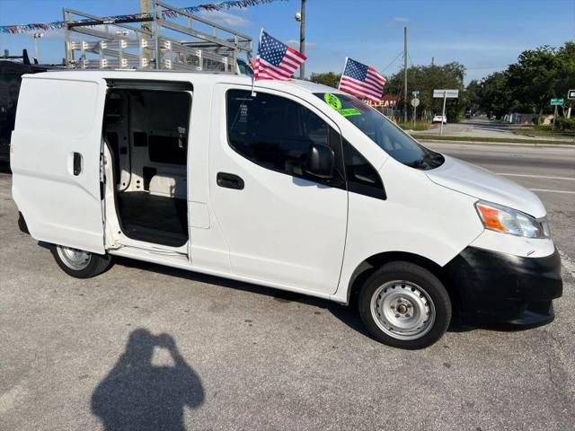 2015 Nissan NV200 S