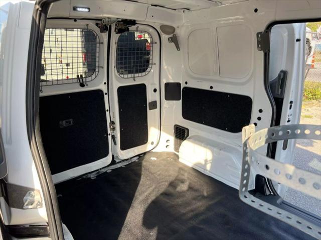 2015 Nissan NV200 S