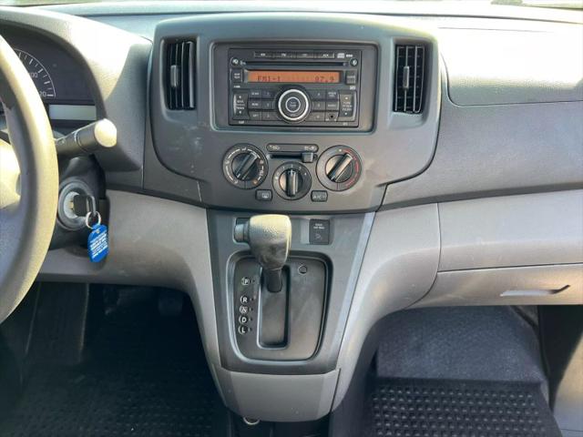 2015 Nissan NV200 S