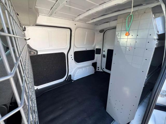 2019 Nissan NV200 SV