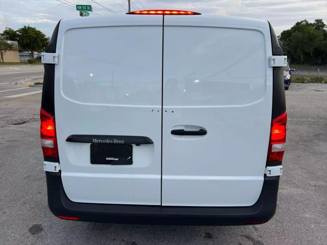 2020 Mercedes-Benz Metris Standard