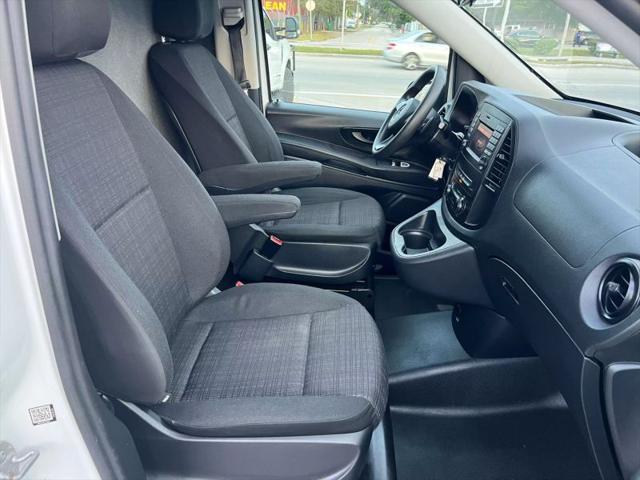 2020 Mercedes-Benz Metris Standard