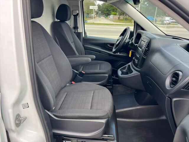2019 Mercedes-Benz Metris Standard Van