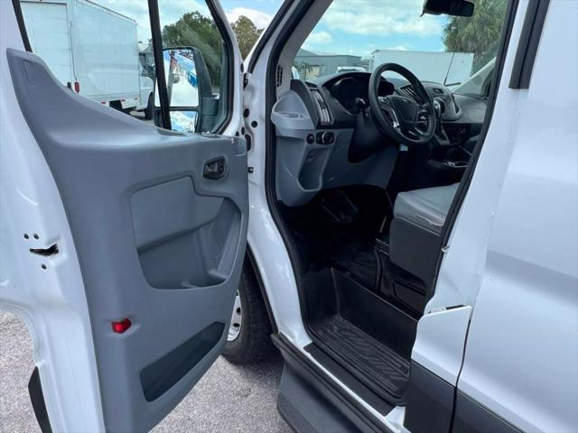 2019 Ford Transit Medium Roof w/Sliding Side Door w/RWB Van