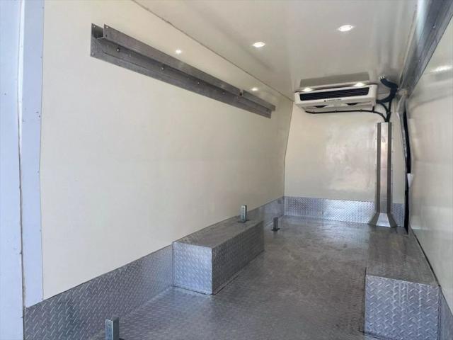 2018 Ford Transit Extended Length w/Sliding Side Door w/LWB Van