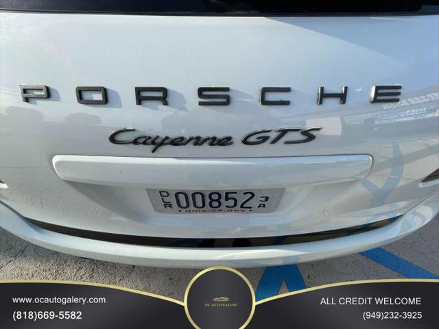 2013 Porsche Cayenne GTS