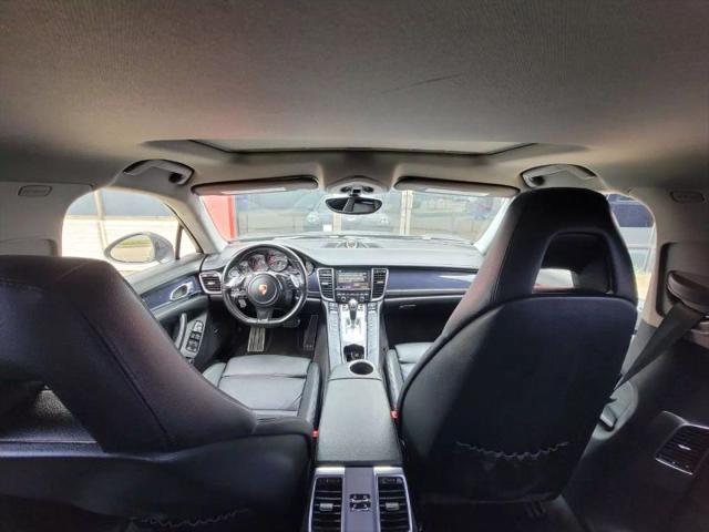 2014 Porsche Panamera 4