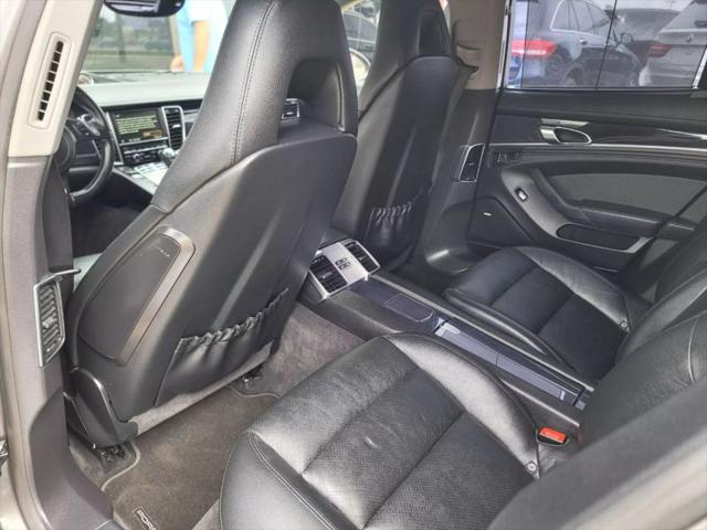 2014 Porsche Panamera 4