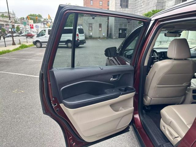 2022 Honda Pilot AWD Special Edition