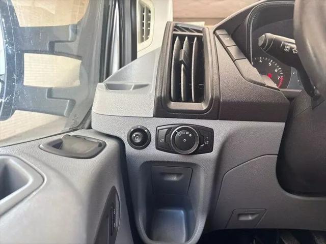 2019 Ford Transit w/Sliding Side Door w/LWB