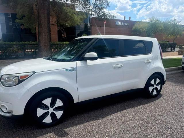 2016 Kia Soul EV Base