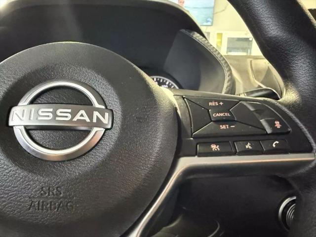 2024 Nissan Sentra SV Xtronic CVT