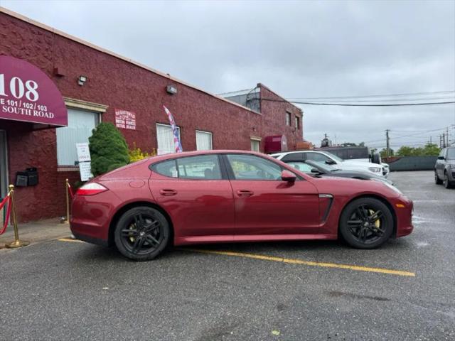 2011 Porsche Panamera 4