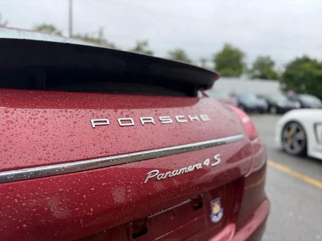 2011 Porsche Panamera 4