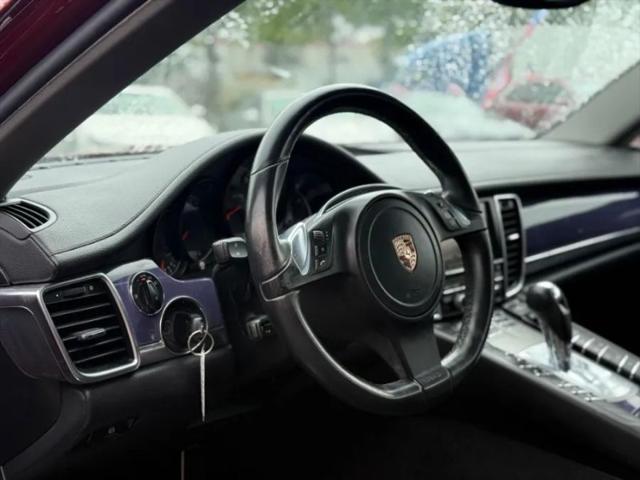 2011 Porsche Panamera 4