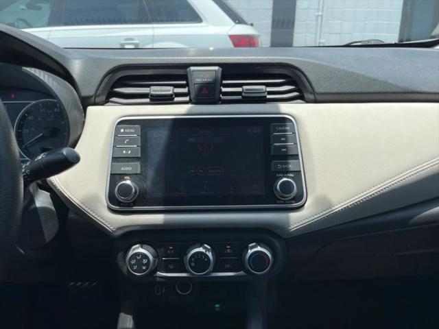 2020 Nissan Versa SV Xtronic CVT