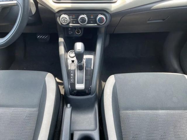 2020 Nissan Versa SV Xtronic CVT