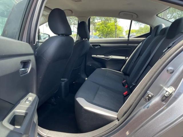 2020 Nissan Versa SV Xtronic CVT
