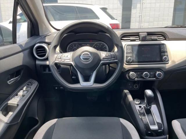 2020 Nissan Versa SV Xtronic CVT