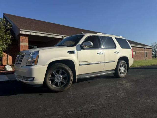 2008 Cadillac Escalade Standard for sale in London, OH