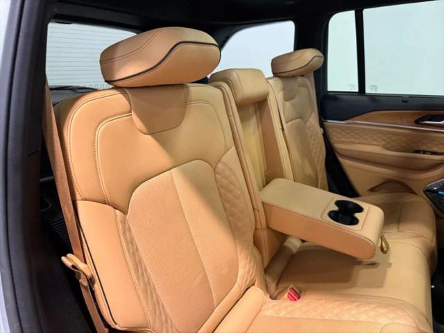2022 Jeep Grand Cherokee Summit Reserve 4x4
