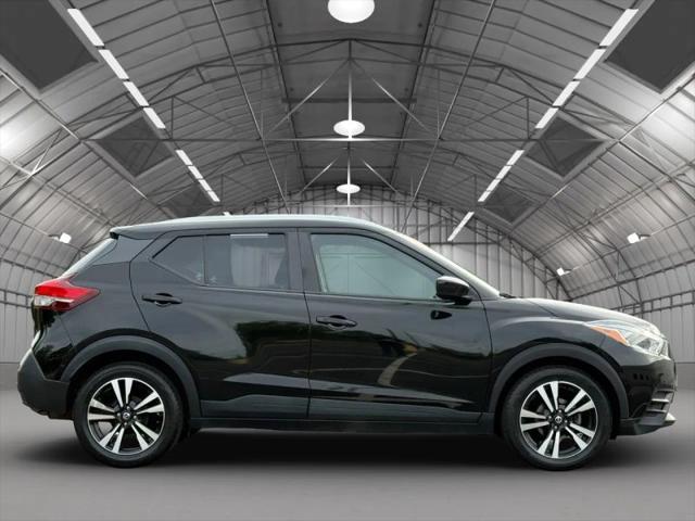 2020 Nissan Kicks SV Xtronic CVT