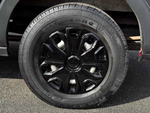 2015 Ford Transit Medium Roof w/Sliding Side Door w/LWB