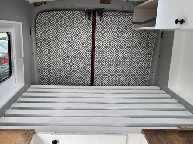 2015 Ford Transit Medium Roof w/Sliding Side Door w/LWB