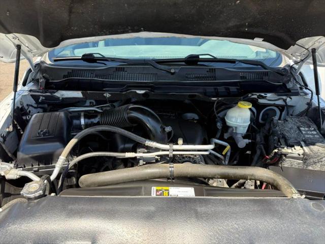2017 Ram 1500 Express Crew Cab 4x4 57 Box