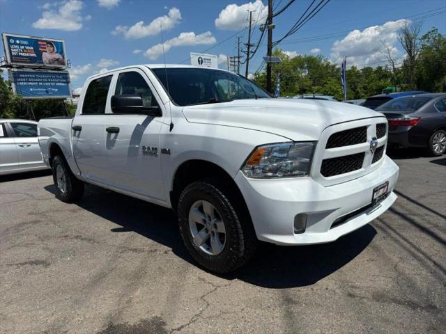 2017 Ram 1500 Express Crew Cab 4x4 57 Box