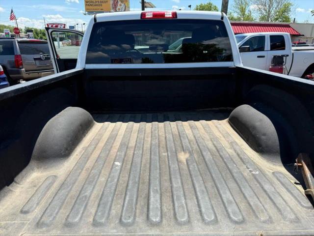 2017 Ram 1500 Express Crew Cab 4x4 57 Box